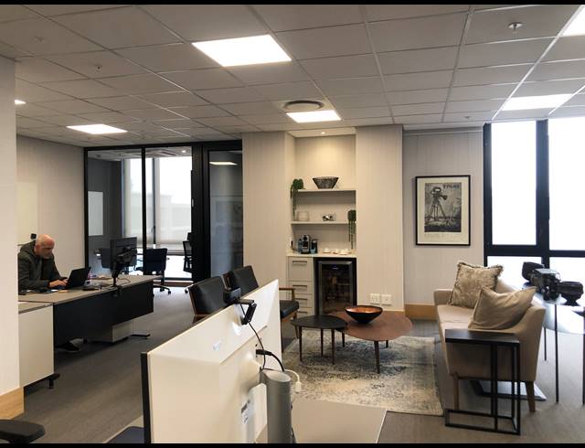 418M² SERVICED OFFICE TO LET IN ROSEBANK